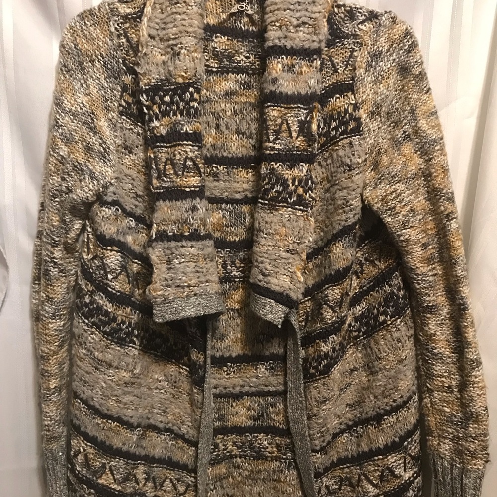 BKE Cardigan. Size M